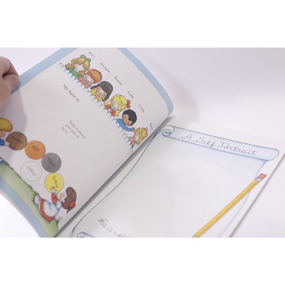 All About Me, Joan Walsh Anglund, Picture Book, Scholastic, ~ 251013-WH 1375 - Picture 5 of 5